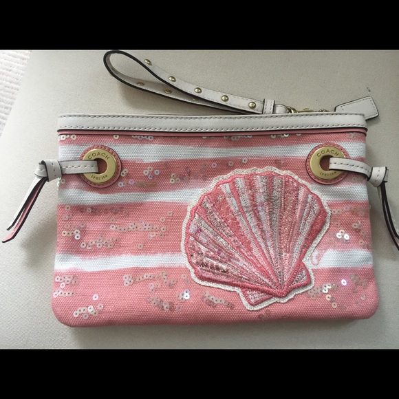 Coach Handbags - Coach seashell clutch